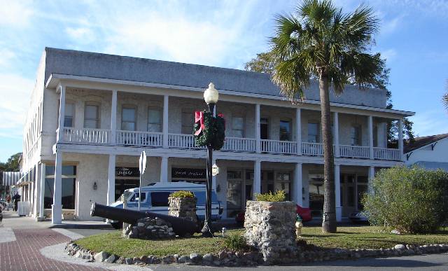 Riverview Hotel - 2005